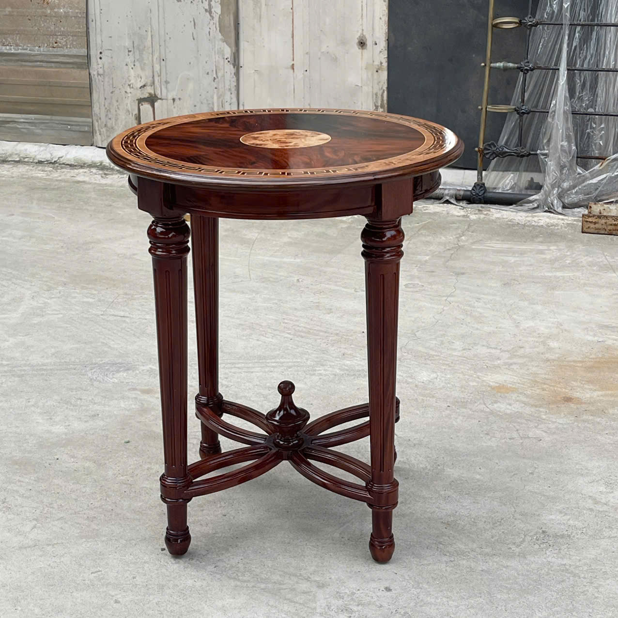 BÀN TRÀ GÓC CỔ ĐIỂN LOUIS 16 MẶT HOA- SDIE TABLE LOUIS 16
